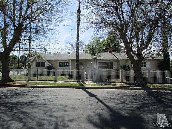 2nd image of 22800 Marlin Pl
