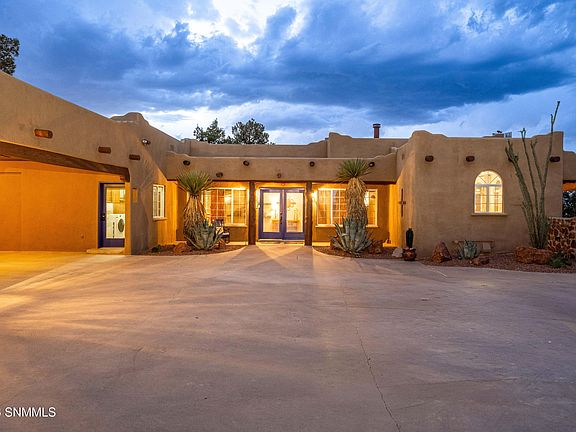 2nd image of 7301 Raasaf Cir