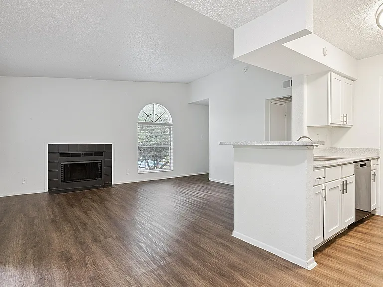 Classic Living Space w/ Fireplace