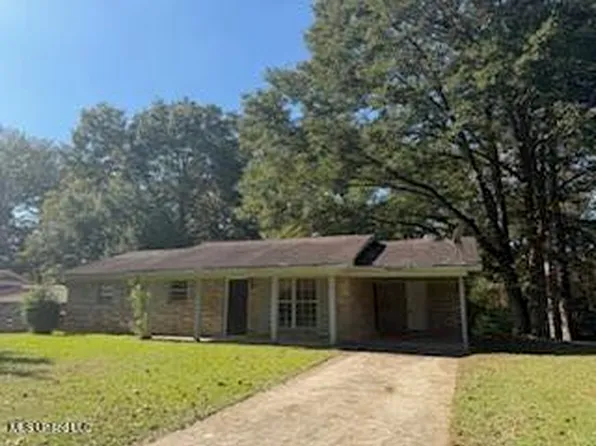 1016 Suncrest St, Oxford, MS 38655