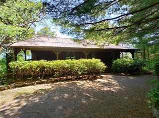 180 Hawks Ridge Trl, Fancy Gap, VA 24328