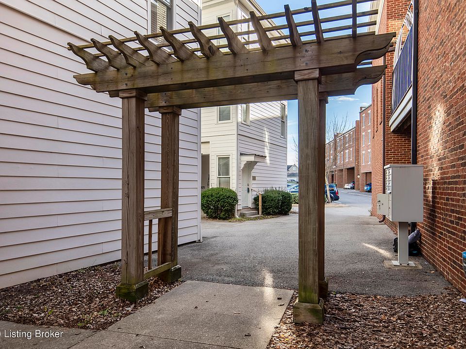 10604 Norton Commons Walk, Prospect, KY 40059 | Zillow