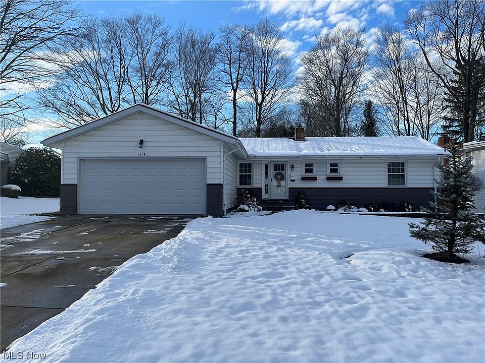 1st image of 1654 Windsor Dr