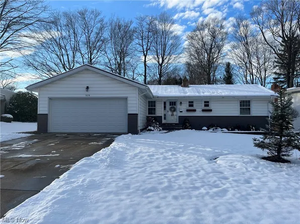 1654 Windsor Dr, Mayfield Heights, OH 44124