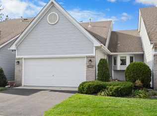 2663 Pine Ridge Dr, Anoka, MN 55303