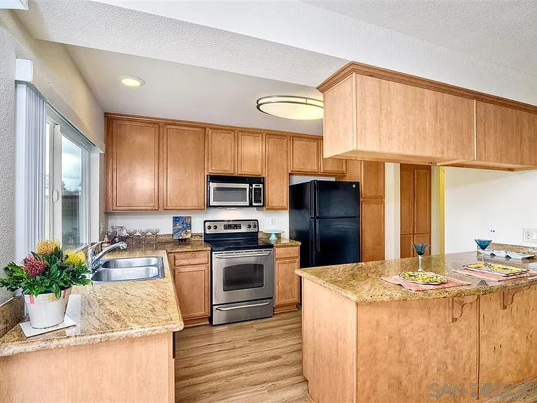 615 Fredricks Ave #130 — Photo 18