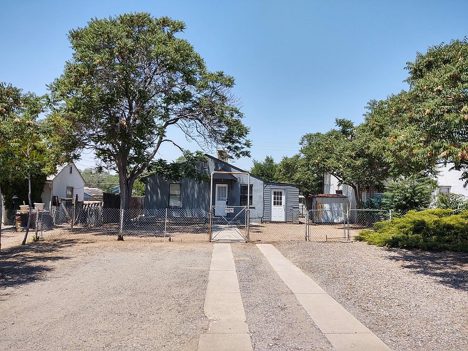 1st image of 307 N Monterey Ave