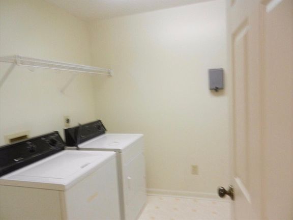 4th image of 6225 Watchcreek Way #102