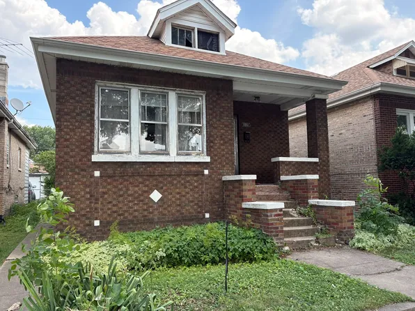5535 S Fairfield Ave, Chicago, IL 60629