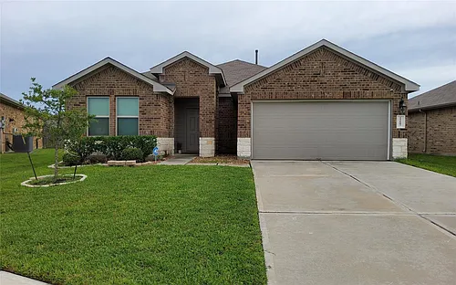 22607 Castello Lakes Dr Photo 1