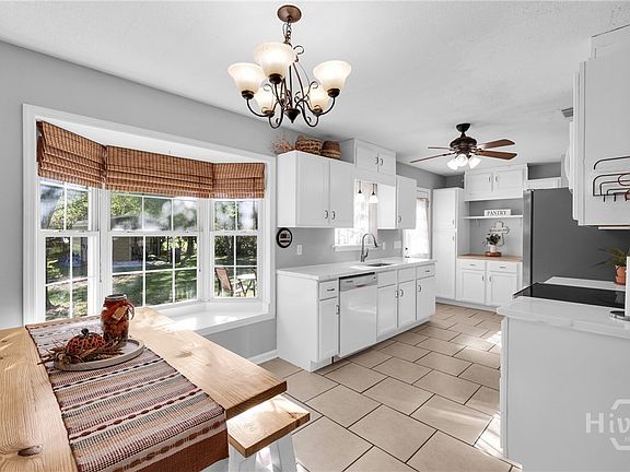 2nd image of 313 Hickory Street