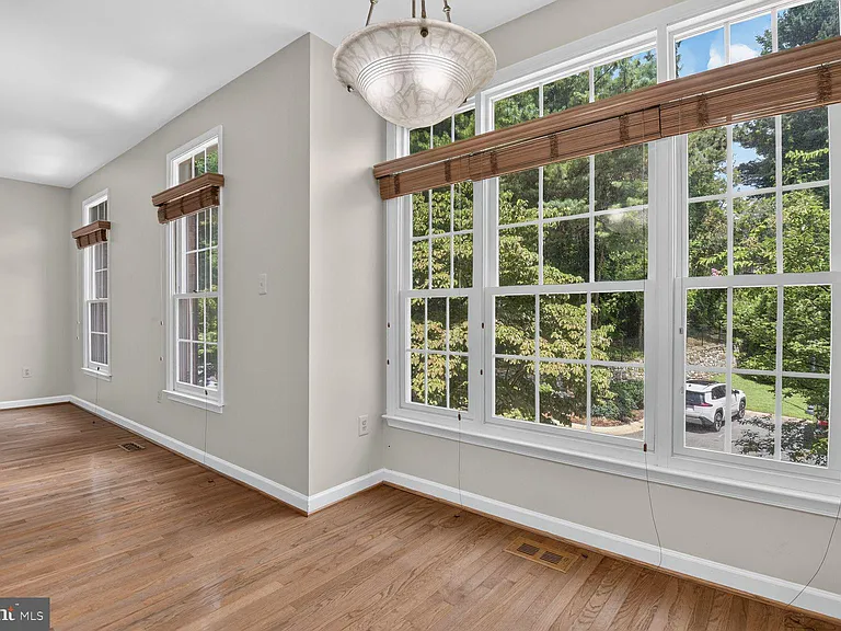 11432 Cedar Ridge Dr — Photo 16