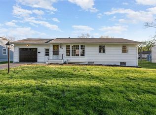 305 NE Short St, Lees Summit, MO 64063