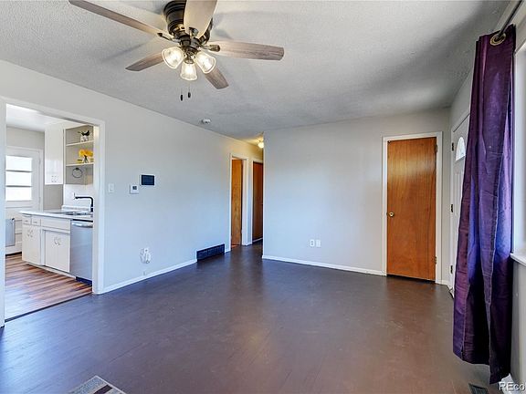 5th image of 2633 6th Ave
