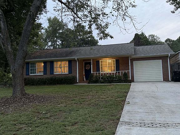 4th image of 70 Arnold Rd
