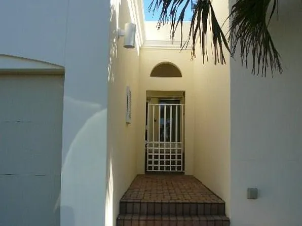 8422 Poinciana Pl #7, Vero Beach, FL 32963