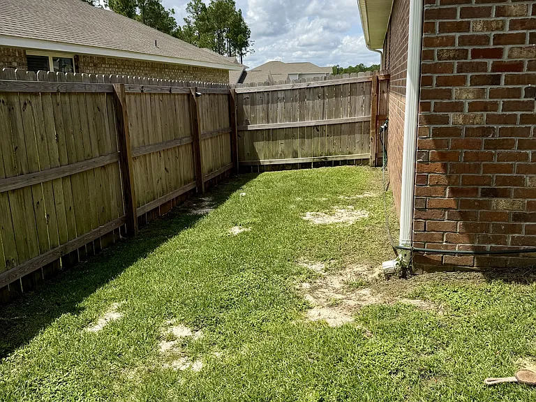 5049 Quarter Deck St — Photo 34