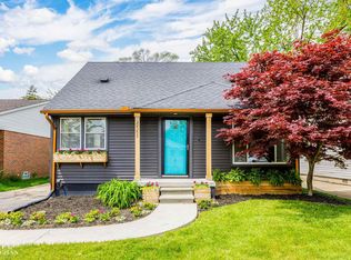 24255 Fern Ave, Eastpointe, MI 48021