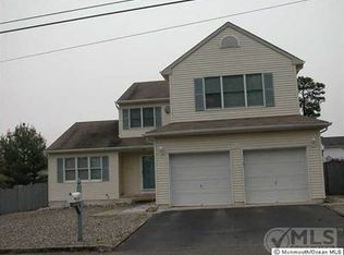 1445 Spray Ave, Beachwood, NJ 08722