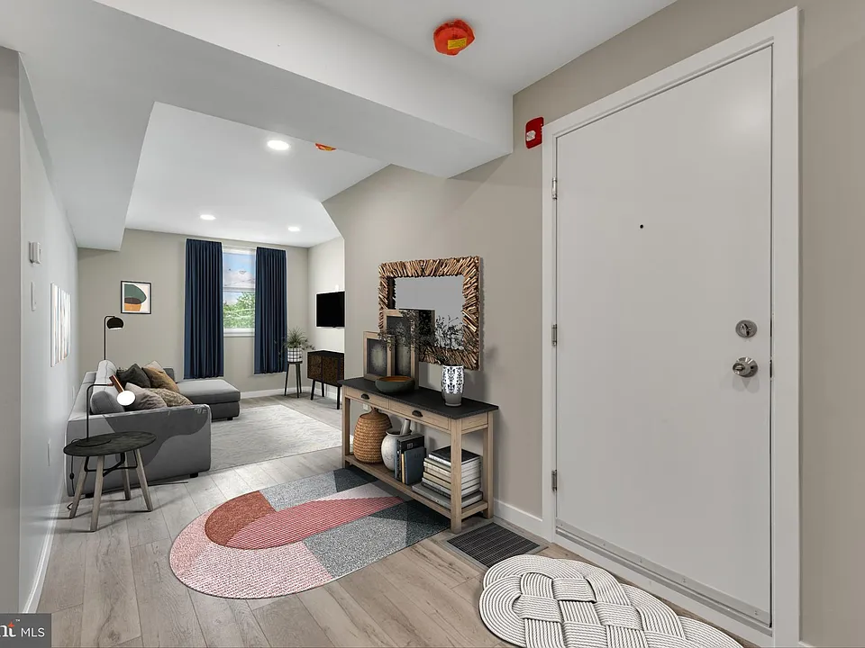 435 W Susquehanna Ave #2