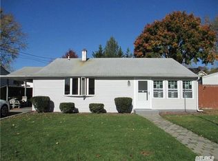 37 Libby Ave, Hicksville, NY 11801