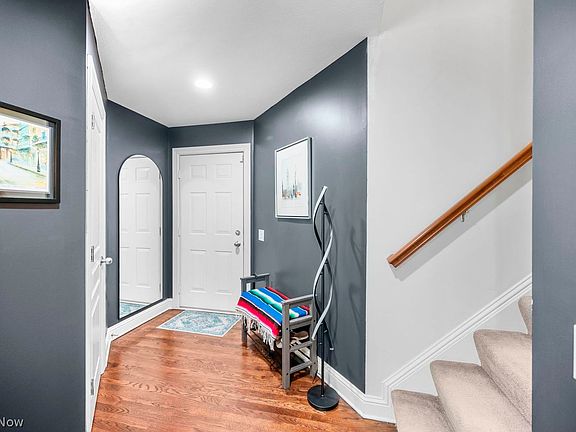 3rd image of 2973 Waterford Dr #4