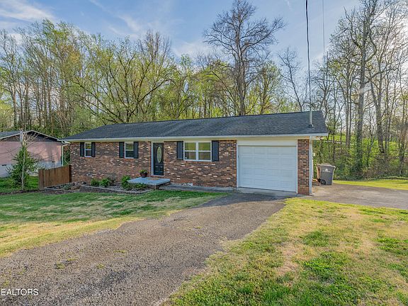 2nd image of 5624 Magazine Rd