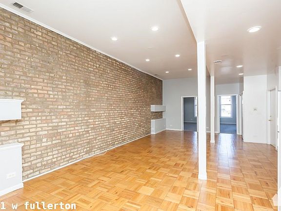 4th image of 1511 W Fullerton Ave #1124