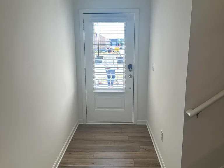 240 Vision St — Photo 3