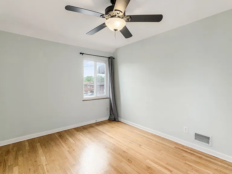 1650 Northwest Blvd #B — Photo 15