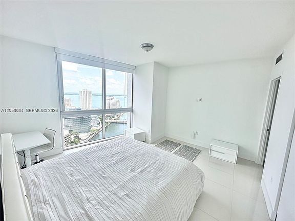 5th image of 495 Brickell Ave APT 2702