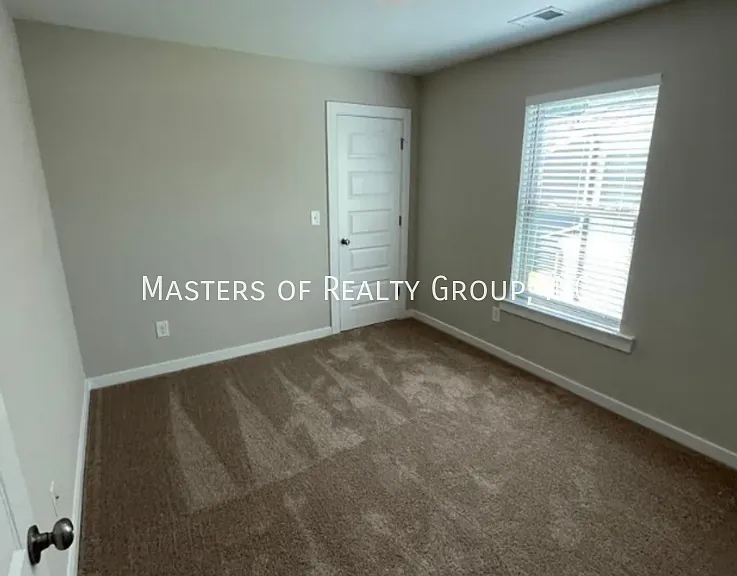 100 Cole Ln — Photo 34