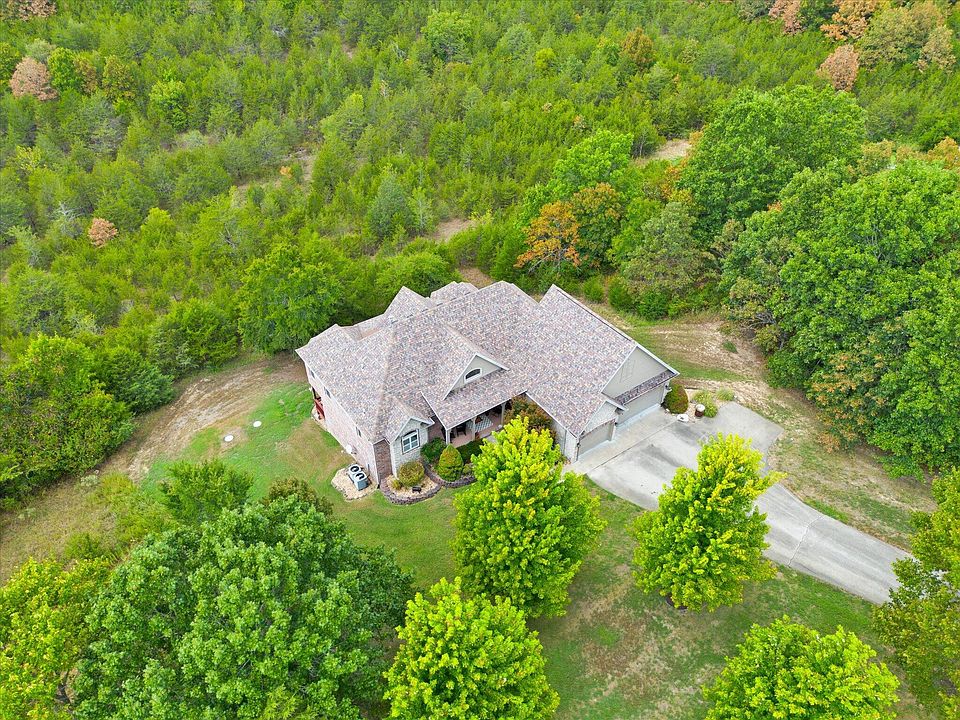 1st image of 907 Mills Hollow Road