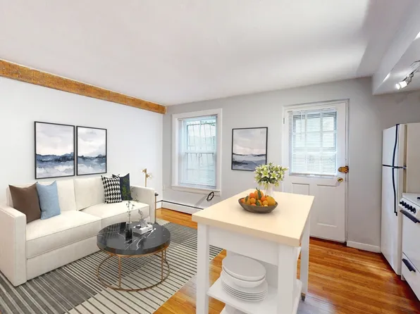 35 Lawrence St APT 1, Boston, MA 02116