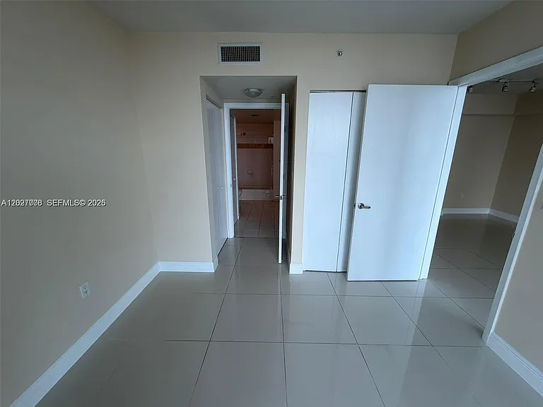 1871 NW South River Dr #1104 — Photo 7