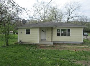 2247 Muddy Creek Rd, Winchester, KY 40391