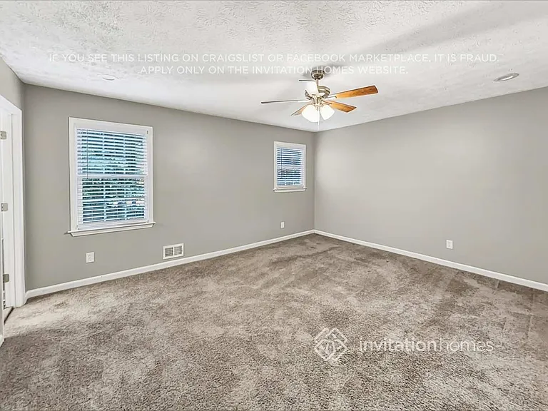 902 Laurel Ct — Photo 13
