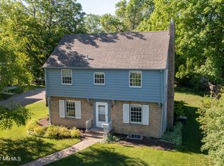 221 W Vernon Ave, Fergus Falls, MN 56537
