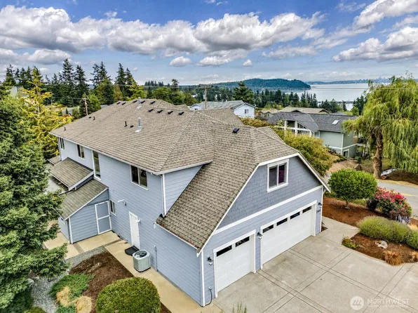 2440 Alaska Avenue E, Port Orchard, WA 98366