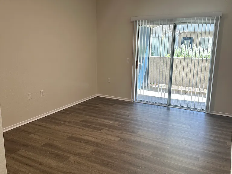 10245 S Maryland Pkwy #1205 — Photo 10