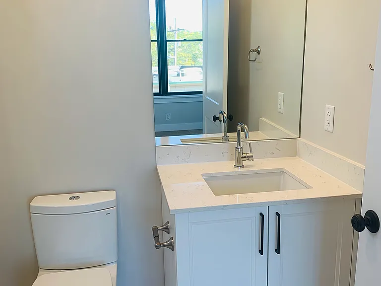 305 Webster Ave #308 — Photo 11