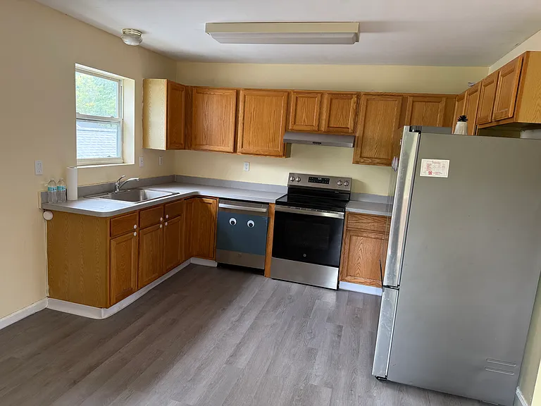 319 Meadowlark Dr — Photo 14