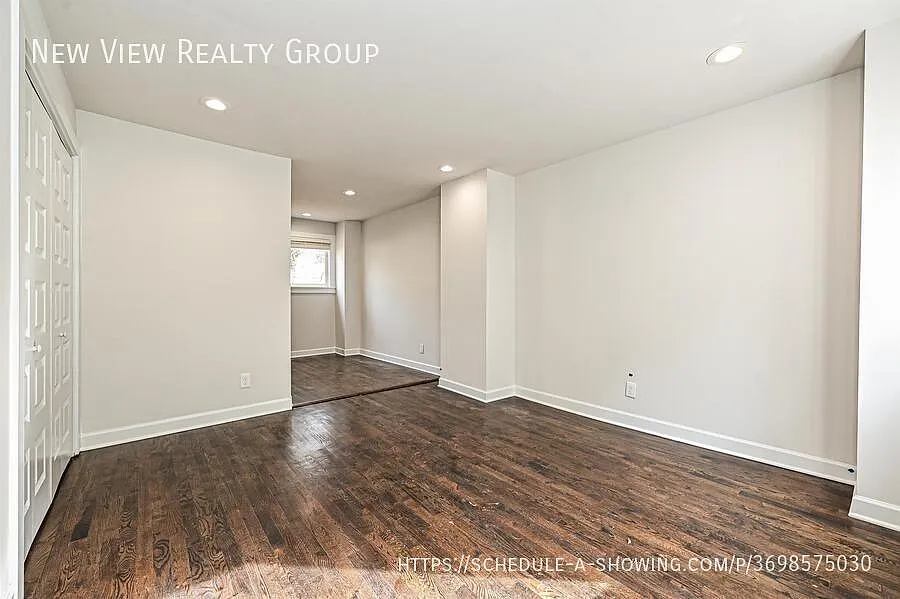 2 bed, 896 sqft, $1,295 — Photo 4