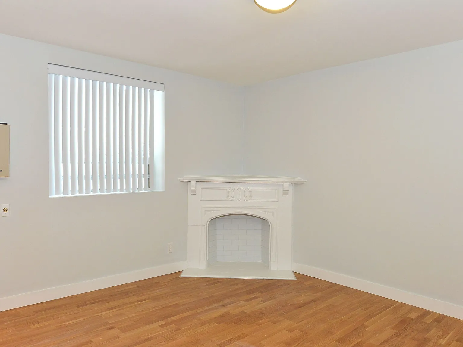 81 - 83 Isabella Street — Photo 4