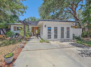 3281 8th St, Sarasota, FL 34237
