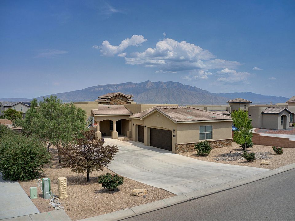 1st image of 3024 Vatapa Rd NE