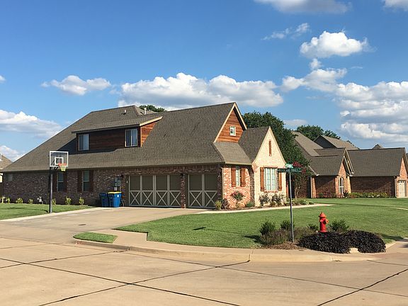 4th image of 3601 S Persimmon St