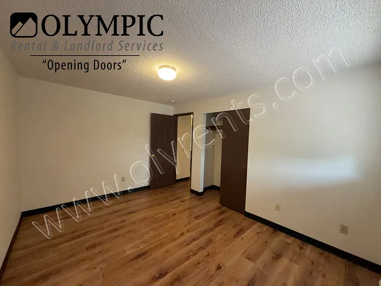 Downstairs bedroom