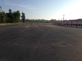 3512 Clarks River Rd, Paducah, KY 42003