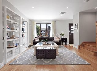 5821 79th St, Middle Village, NY 11379